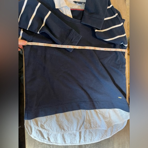 Tommy Hilfiger Long Sleeve Navy Sweater with Faux White Collared Blouse Medium - Picture 5 of 9